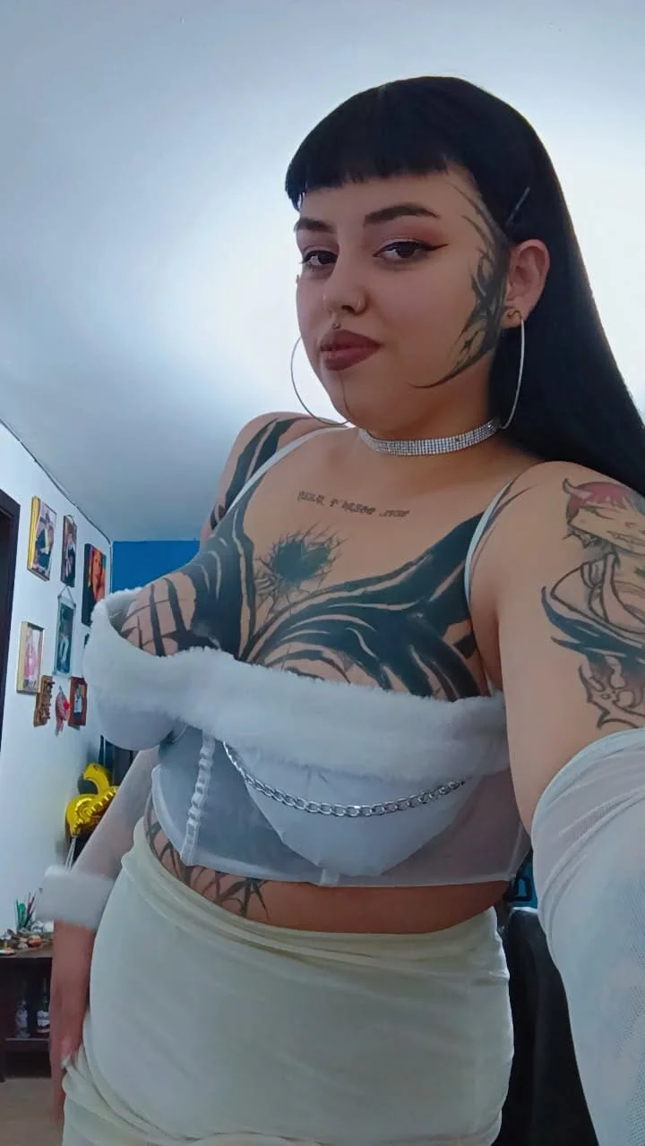 XXX Porn Photo of Nude Marlbolo_Rojo01 91