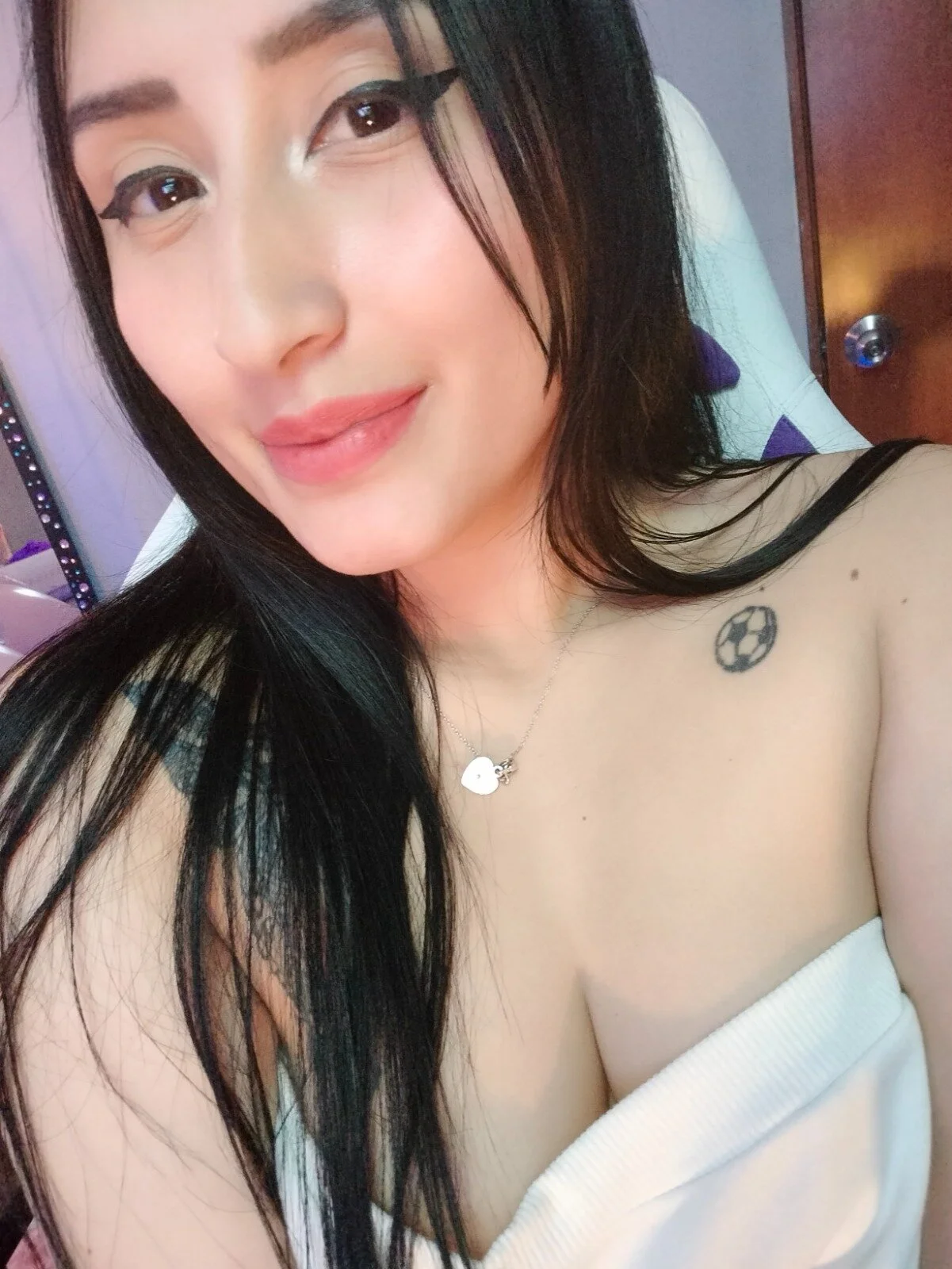 XXX Porn Photo of Nude lili_moonn 11