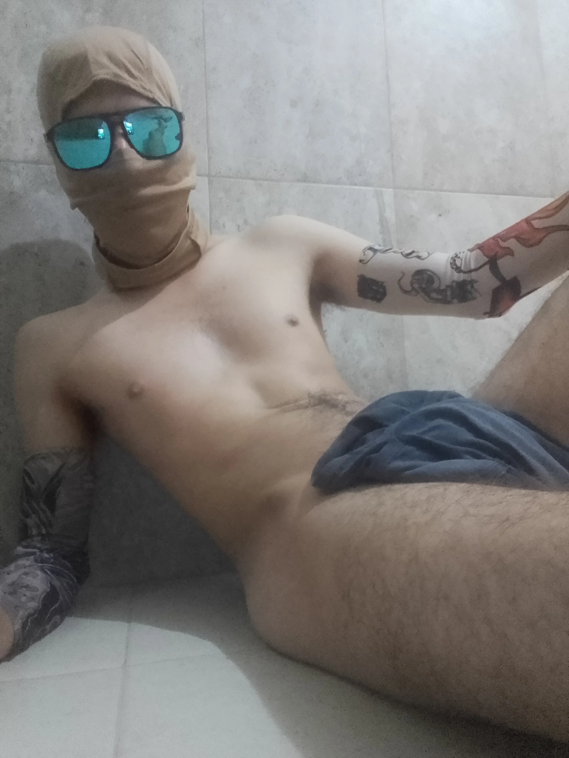 XXX Porn Photo of Nude NeonChapter 6