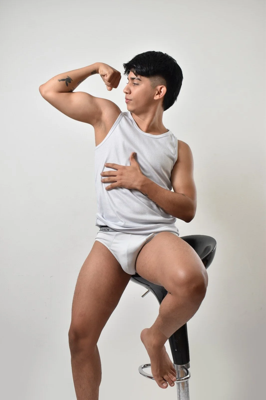 XXX Porn Photo of Nude Thiago_Olsen 3