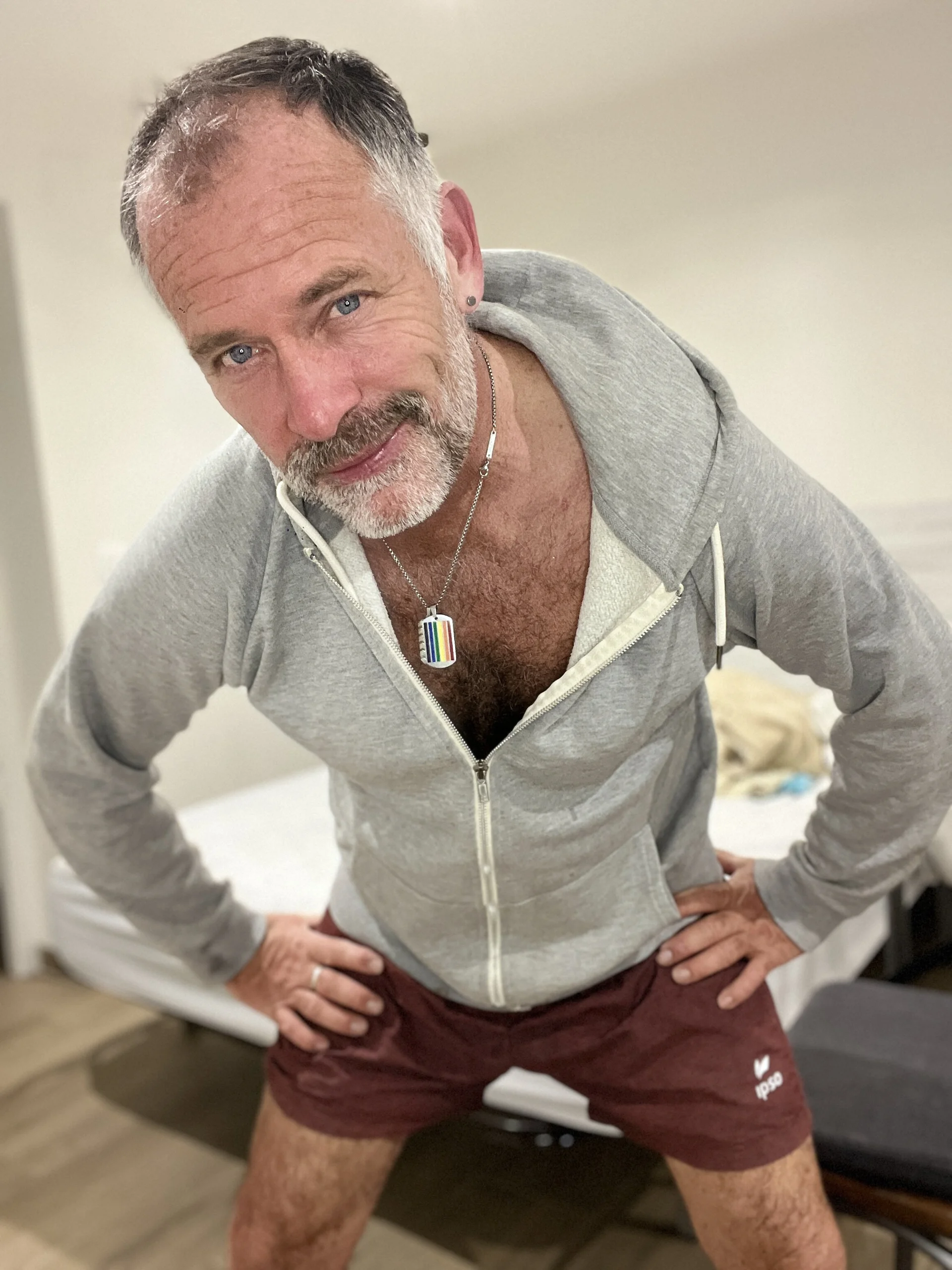 XXX Porn Photo of Nude DaddybearVLC 12