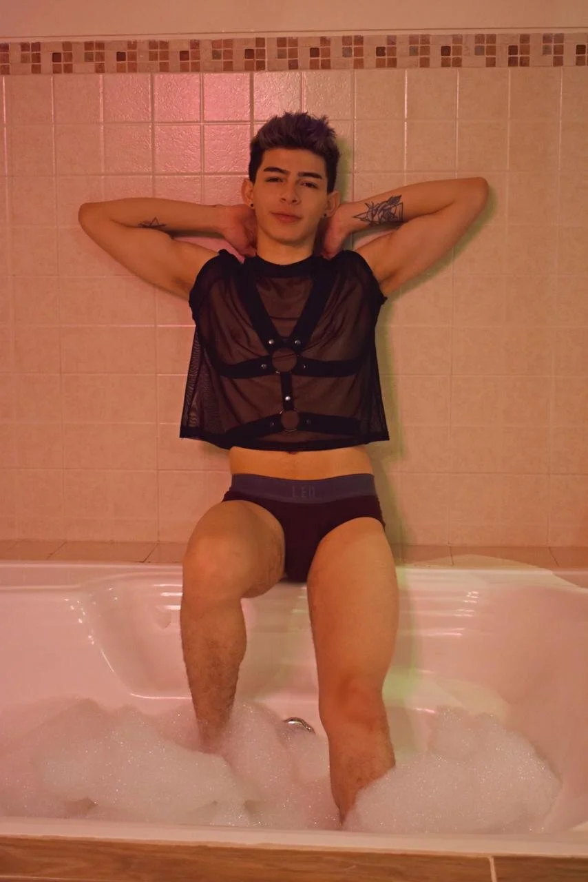 XXX Porn Photo of Nude Logan_Woods 17
