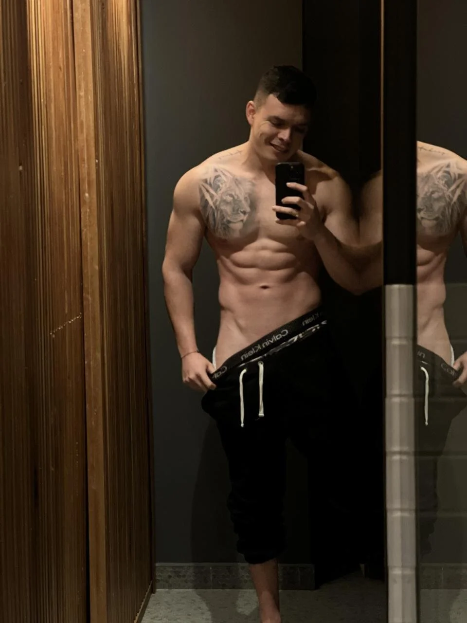 XXX Porn Photo of Nude Jake_Tylerr_ 2