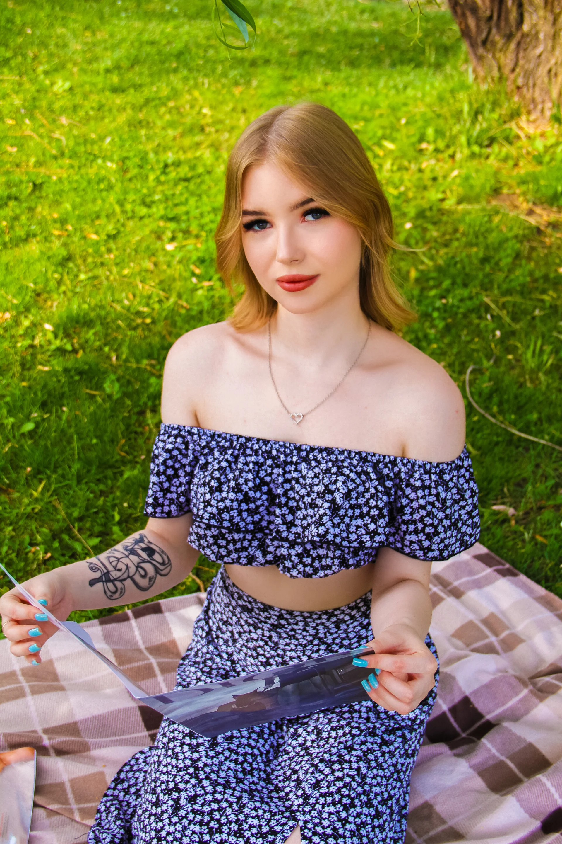 XXX Porn Photo of Nude shy__lady 21