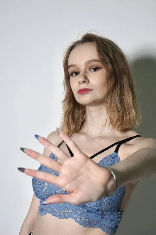 XXX Porn Photo of Nude alicetakemypeace 1