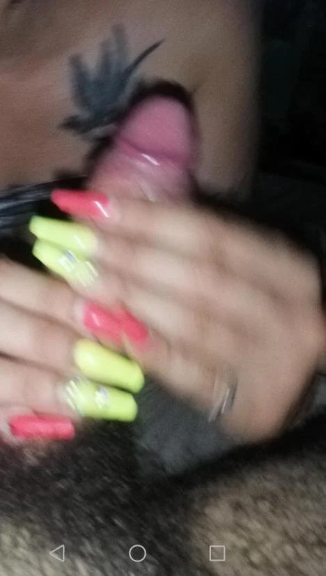 XXX Porn Photo of Nude parejajuguetona420 7