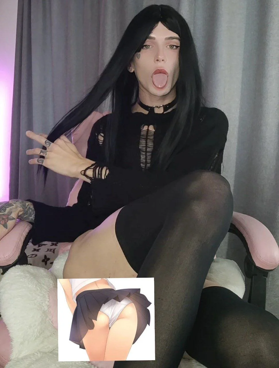 XXX Porn Photo of Nude midwestemoqueen 5