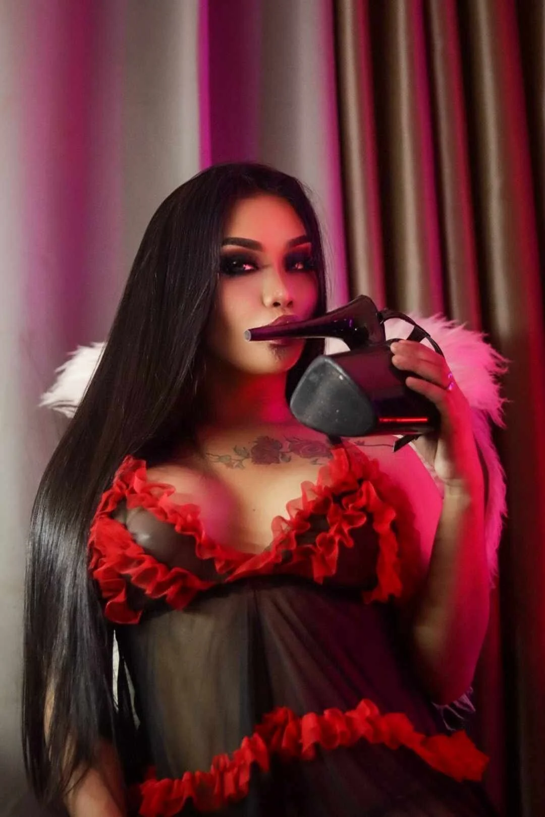 XXX Porn Photo of Nude QueenOfTheUniverse 2