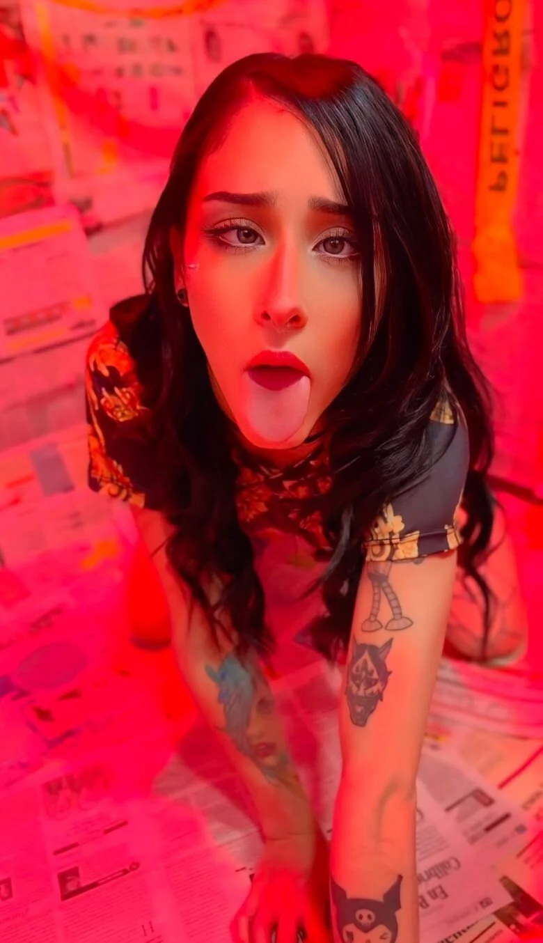 XXX Porn Photo of Nude lhiamfitt10 5