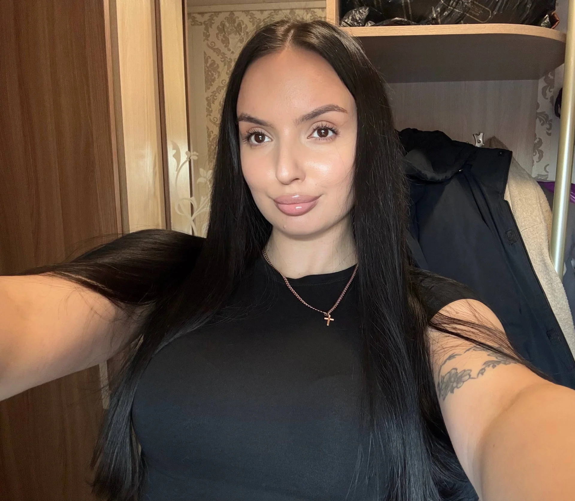 XXX Porn Photo of Nude ur__passion 2