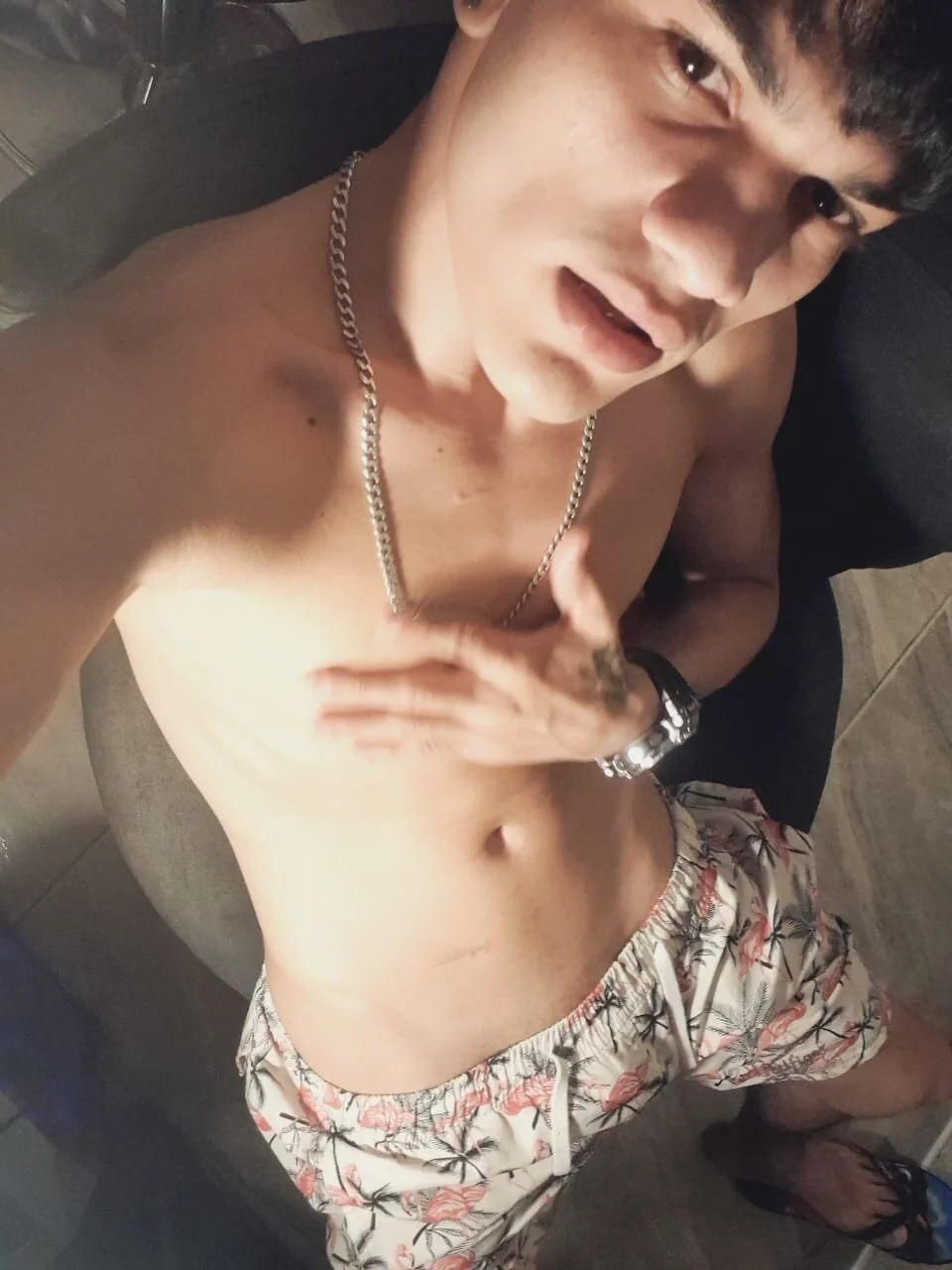 XXX Porn Photo of Nude Jesshot_bigcock20cm 4