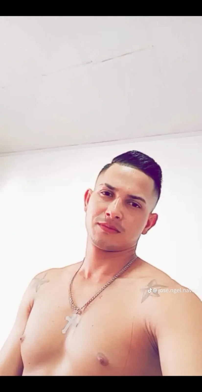 XXX Porn Photo of Nude bes-parisxx 3