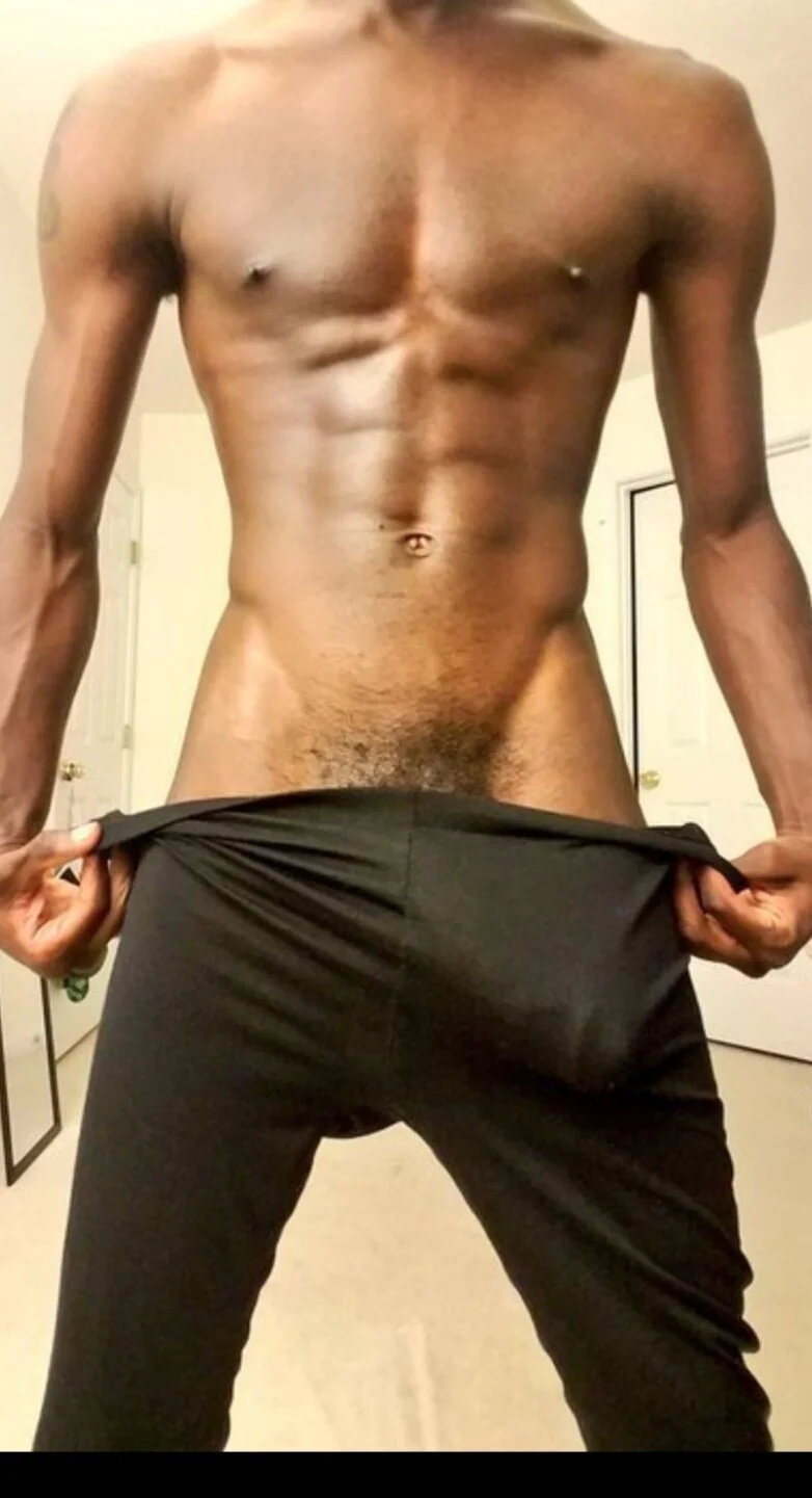 XXX Porn Photo of Nude PettedSoldier 3