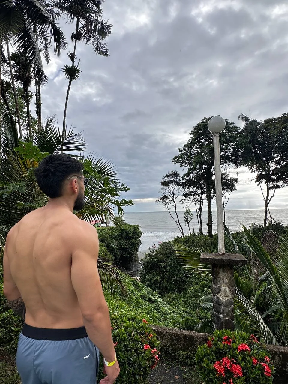 XXX Porn Photo of Nude soldierrboy 4