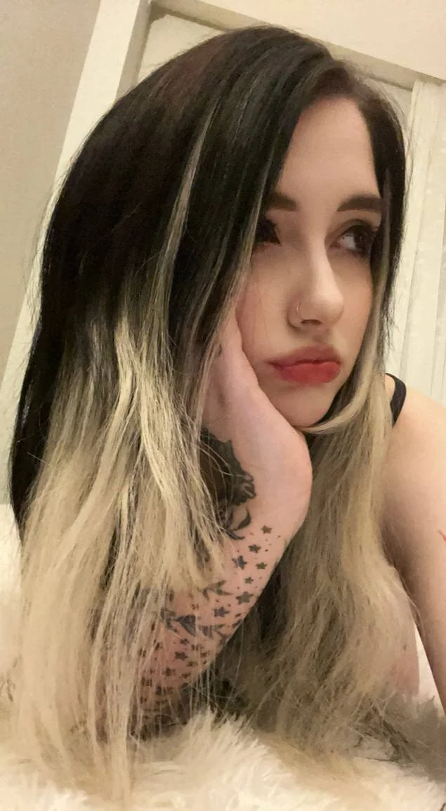 XXX Porn Photo of Nude Rin_Tozier 3