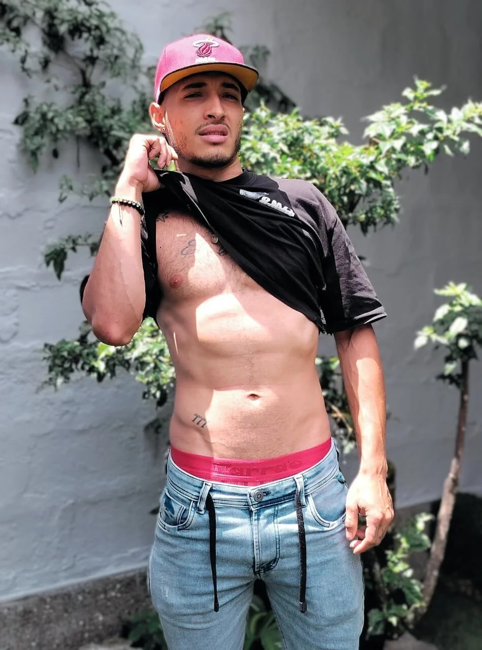 XXX Porn Photo of Nude Grant_Irons 5