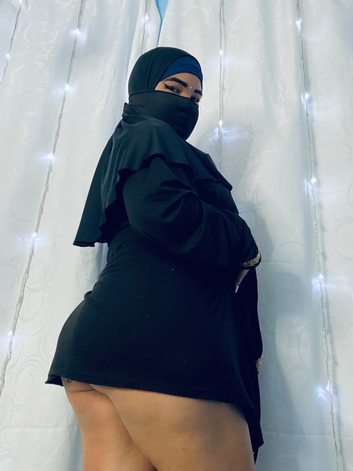 XXX Porn Photo of Nude Falak-Yasin 52
