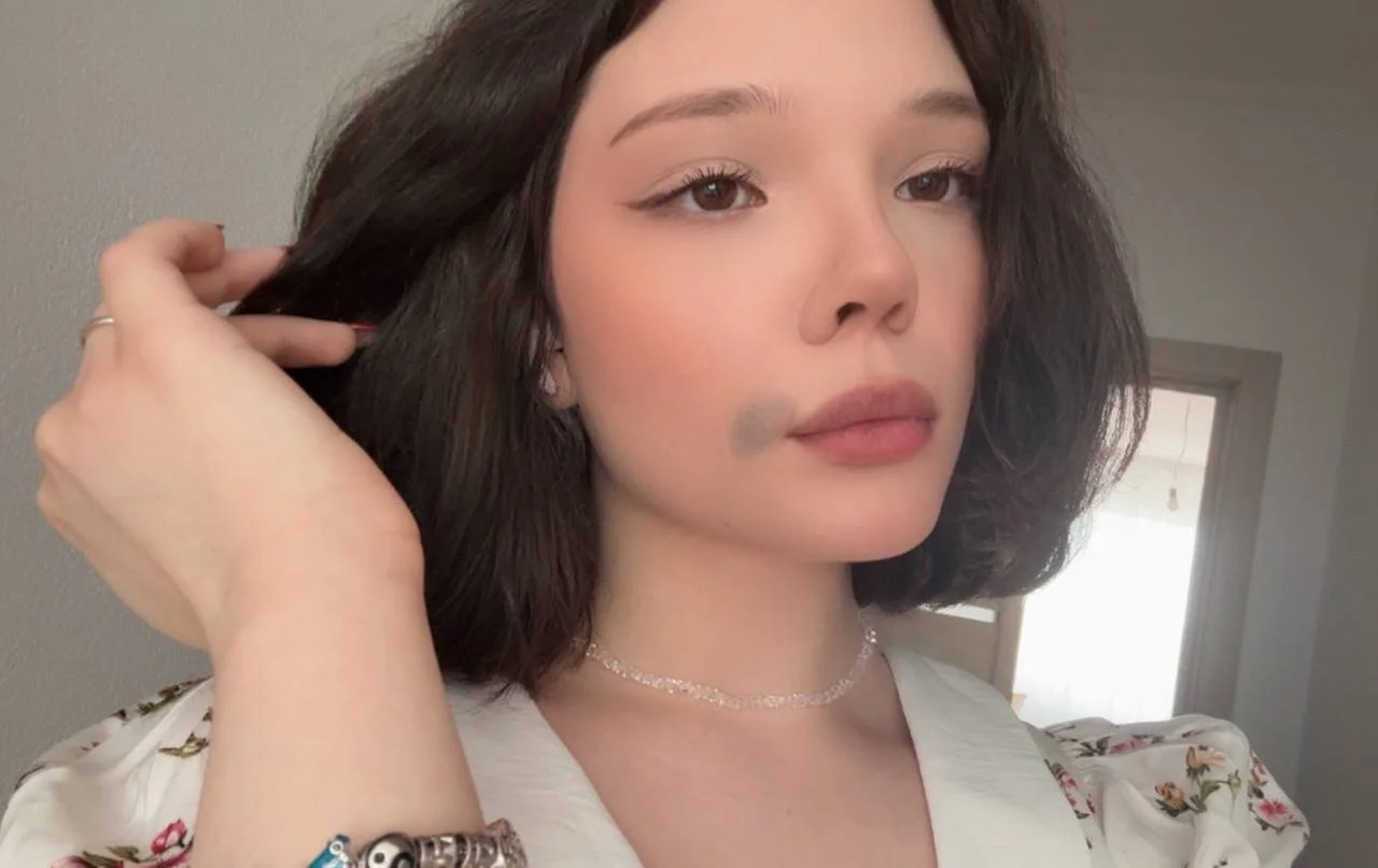 XXX Porn Photo of Nude SmilingCutie 5