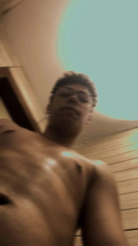 XXX Porn Photo of Nude gaelzinho777 1