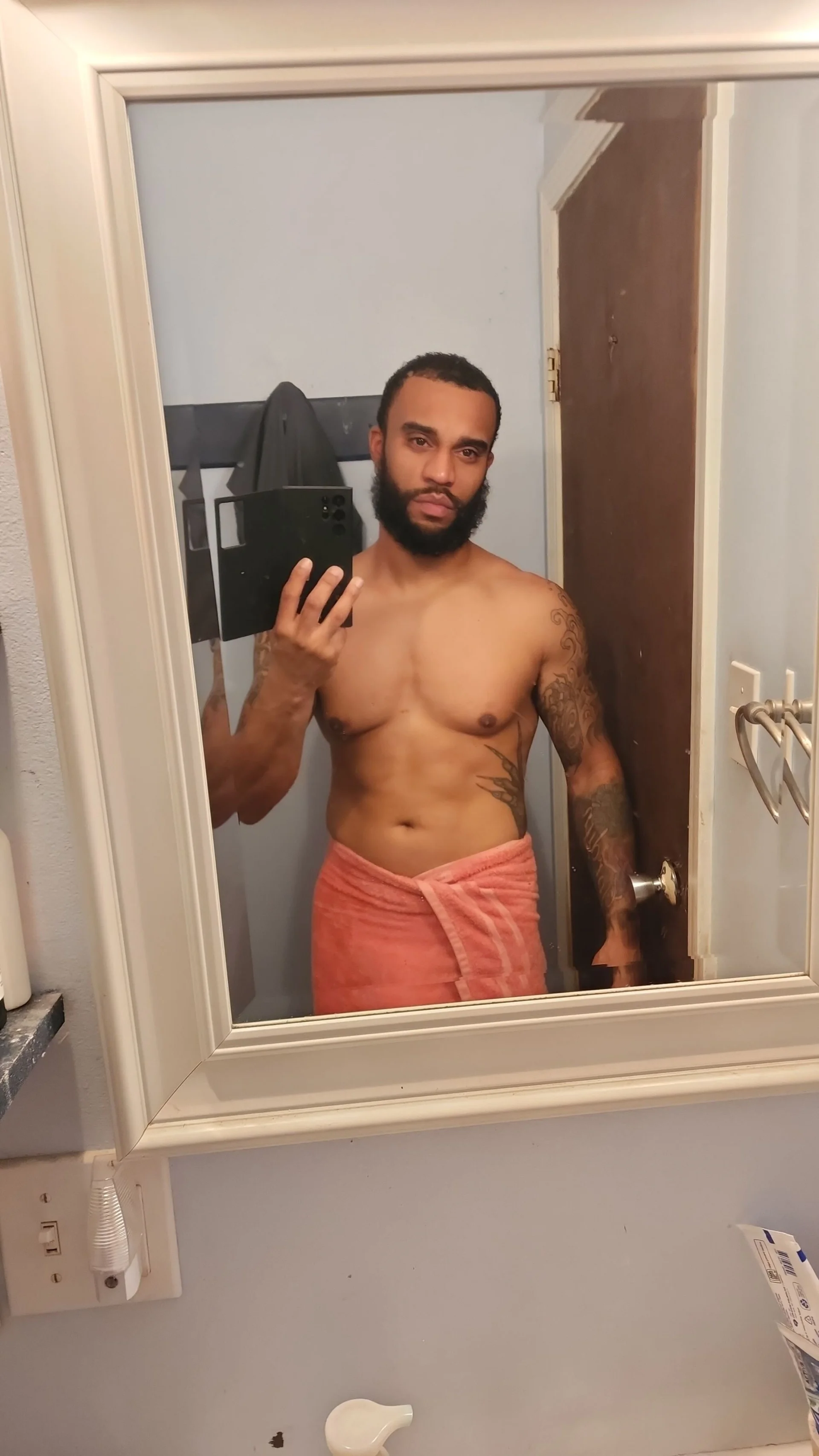 XXX Porn Photo of Nude Justahungdad 5