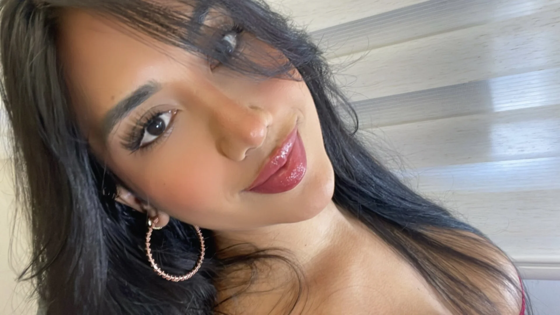 XXX Porn Photo of Nude sexysaradoll_x 3