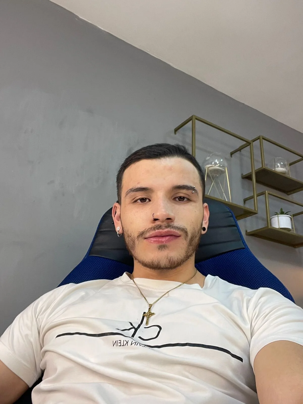 XXX Porn Photo of Nude liam_es 36