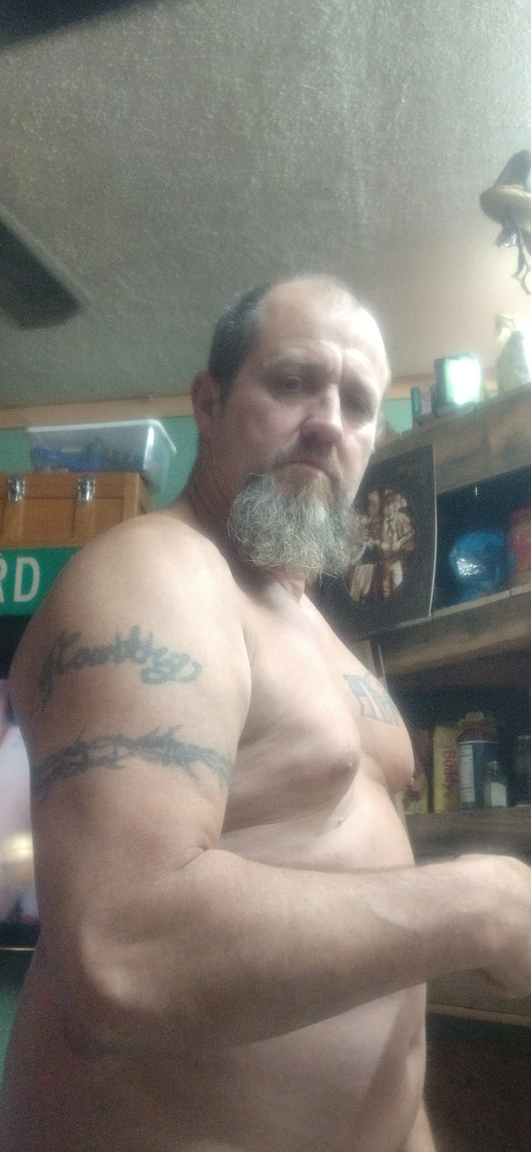 XXX Porn Photo of Nude FKHoward 3