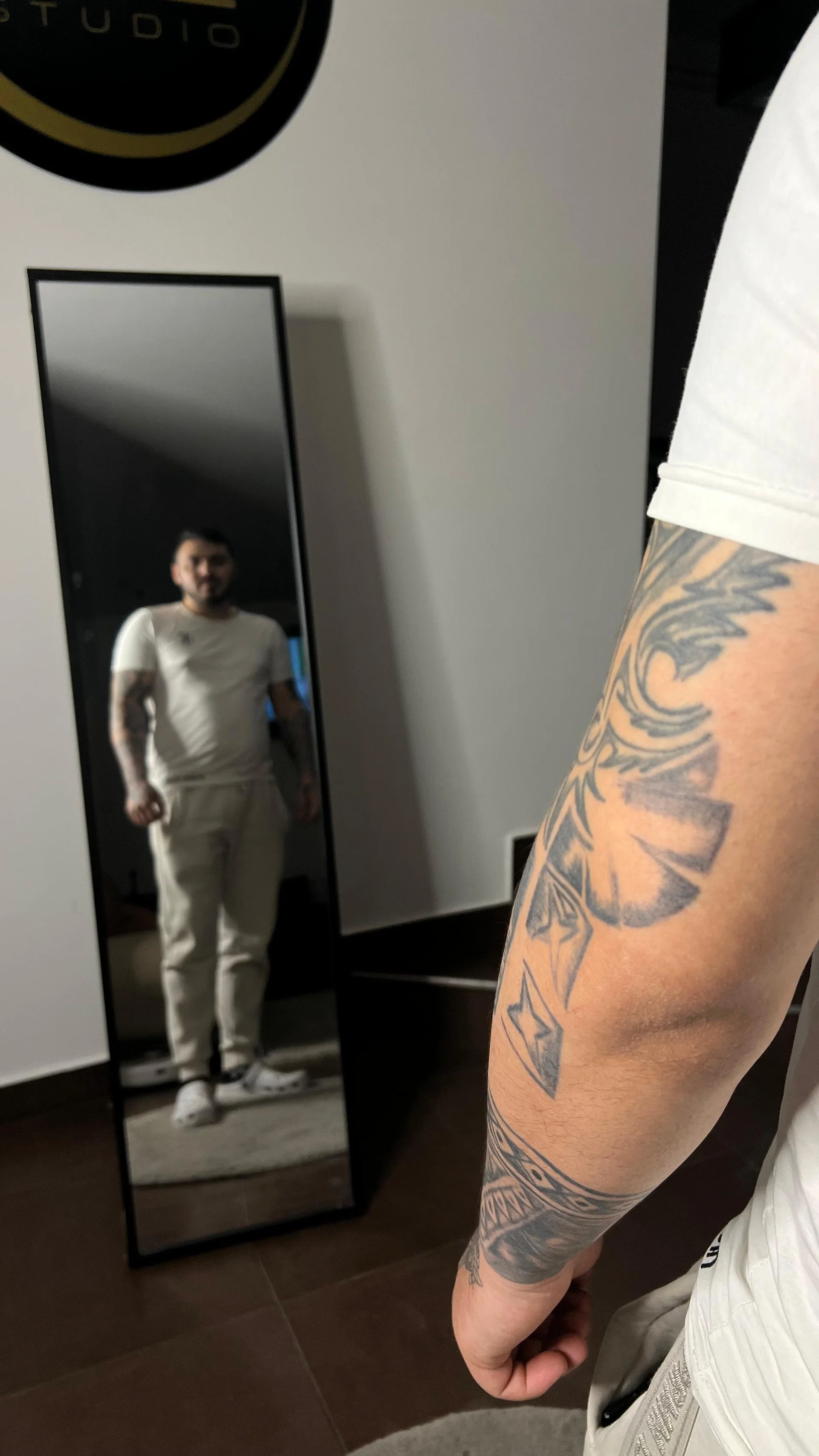 XXX Porn Photo of Nude I_amAhille 3