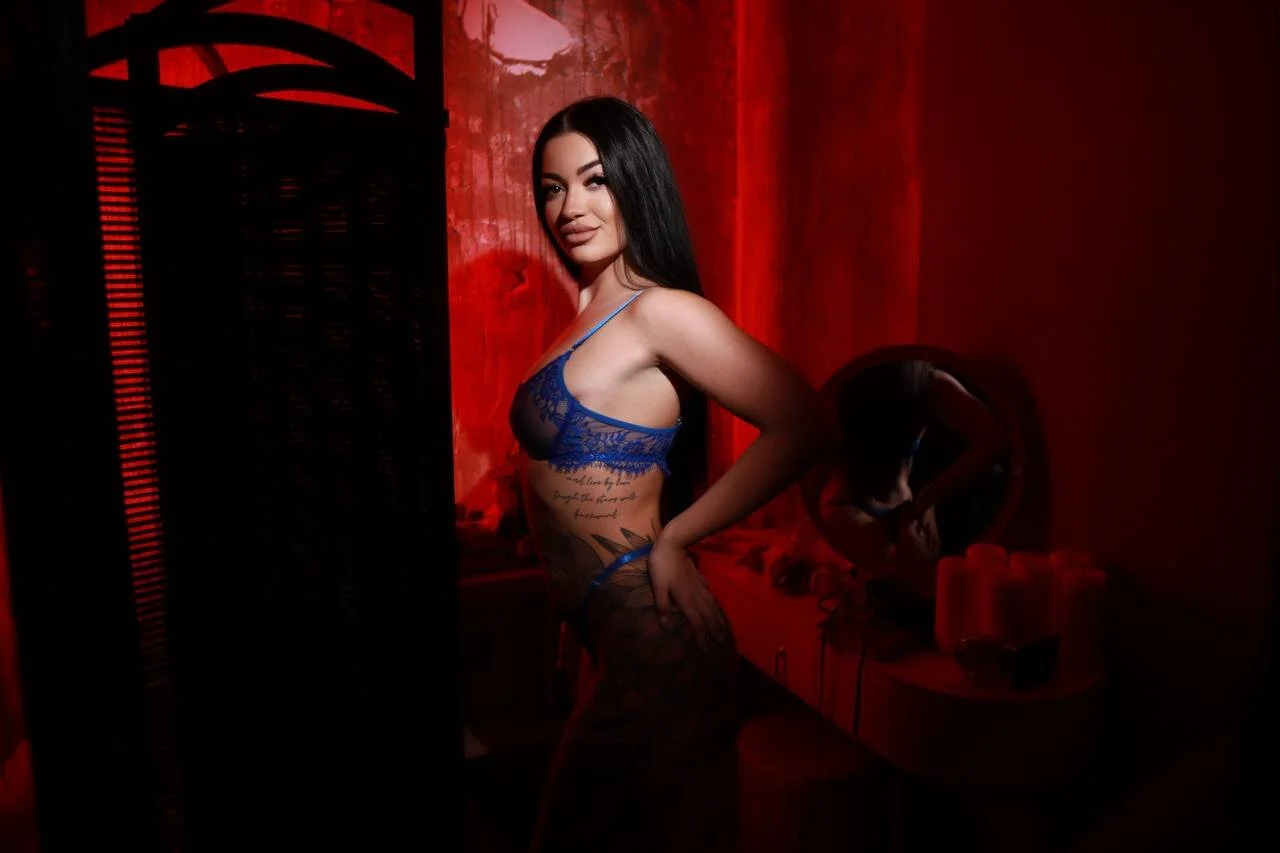XXX Porn Photo of Nude juliexxx 41