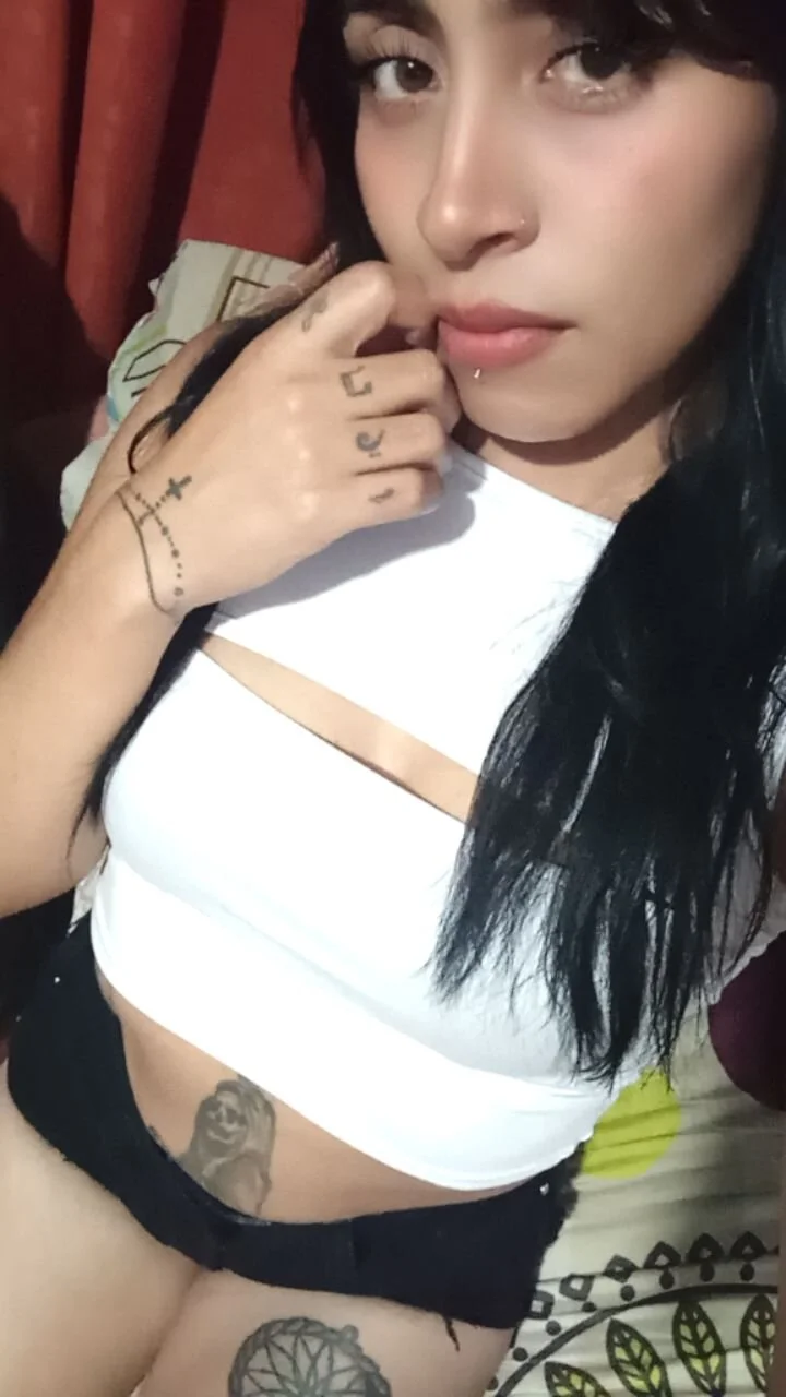 XXX Porn Photo of Nude XLunaAdamsX 3