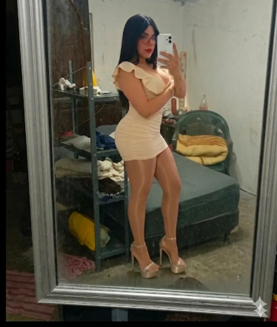 XXX Porn Photo of Nude AllisonNicolle 1