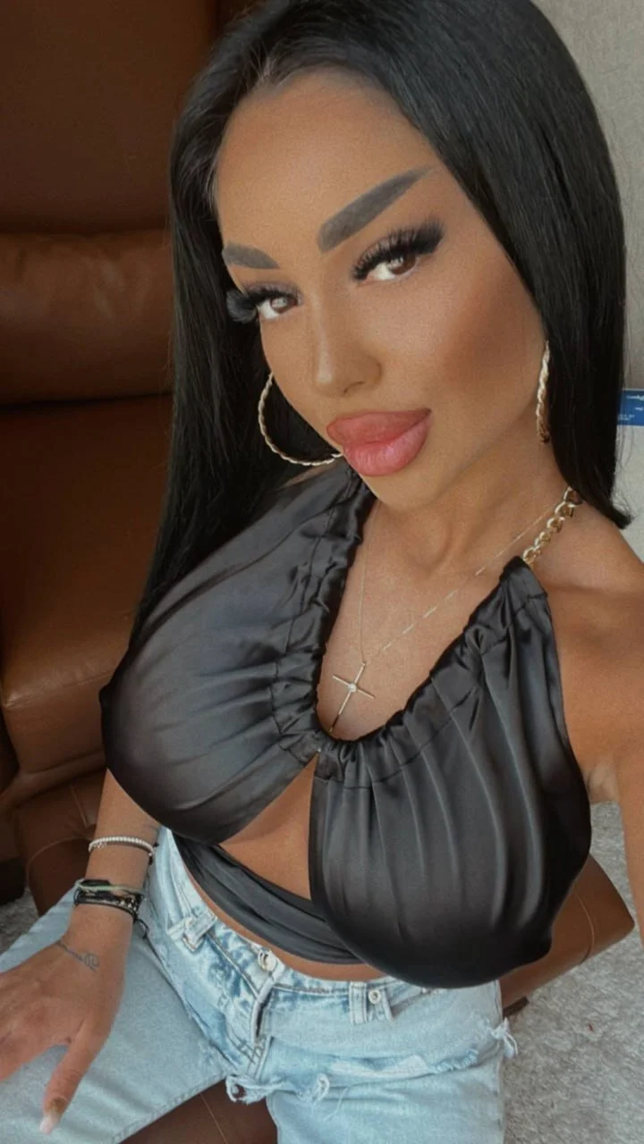XXX Porn Photo of Nude IsaFuego 37