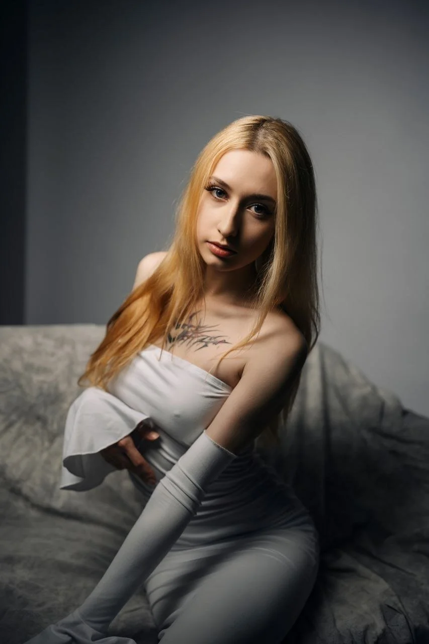 XXX Porn Photo of Nude Emma_Willson 8