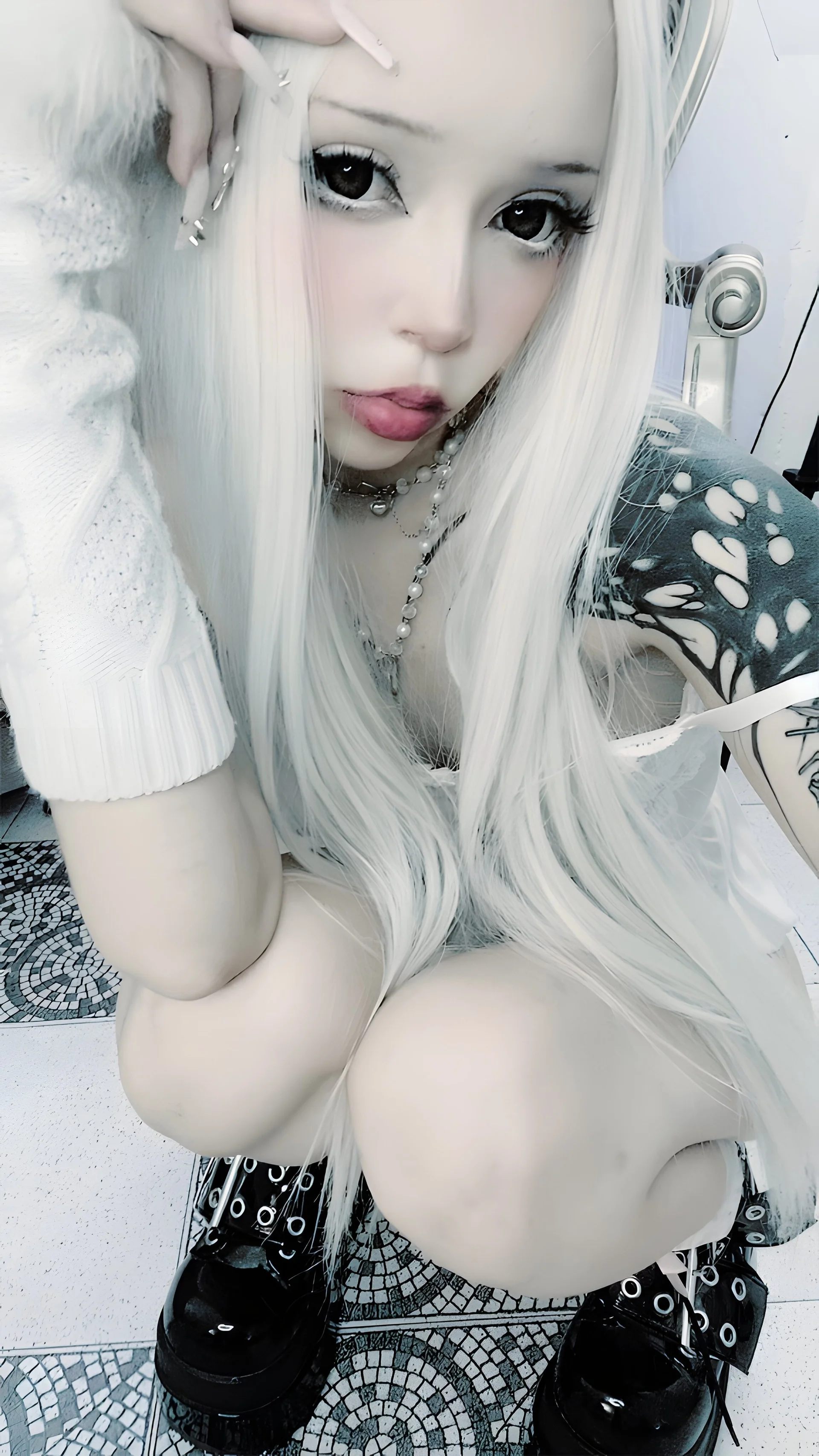 XXX Porn Photo of Nude Zombieeporcelainex 70