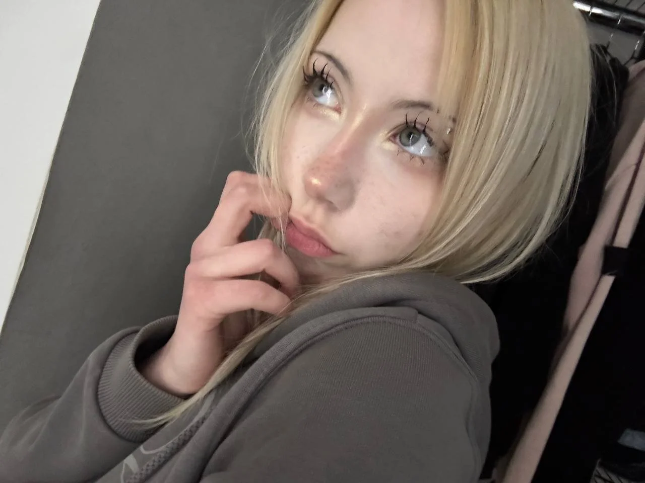 XXX Porn Photo of Nude UWU_flower 9