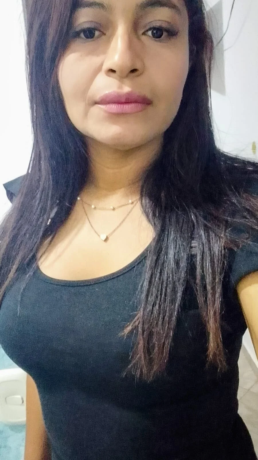 XXX Porn Photo of Nude Lia_Phone 5