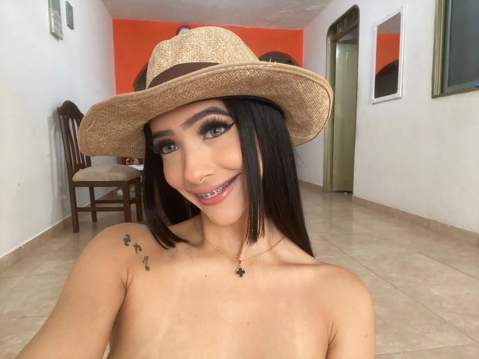 XXX Porn Photo of Nude liccy_hall 43