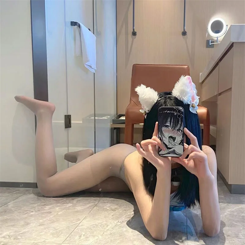 XXX Porn Photo of Nude fox-yiyi 21