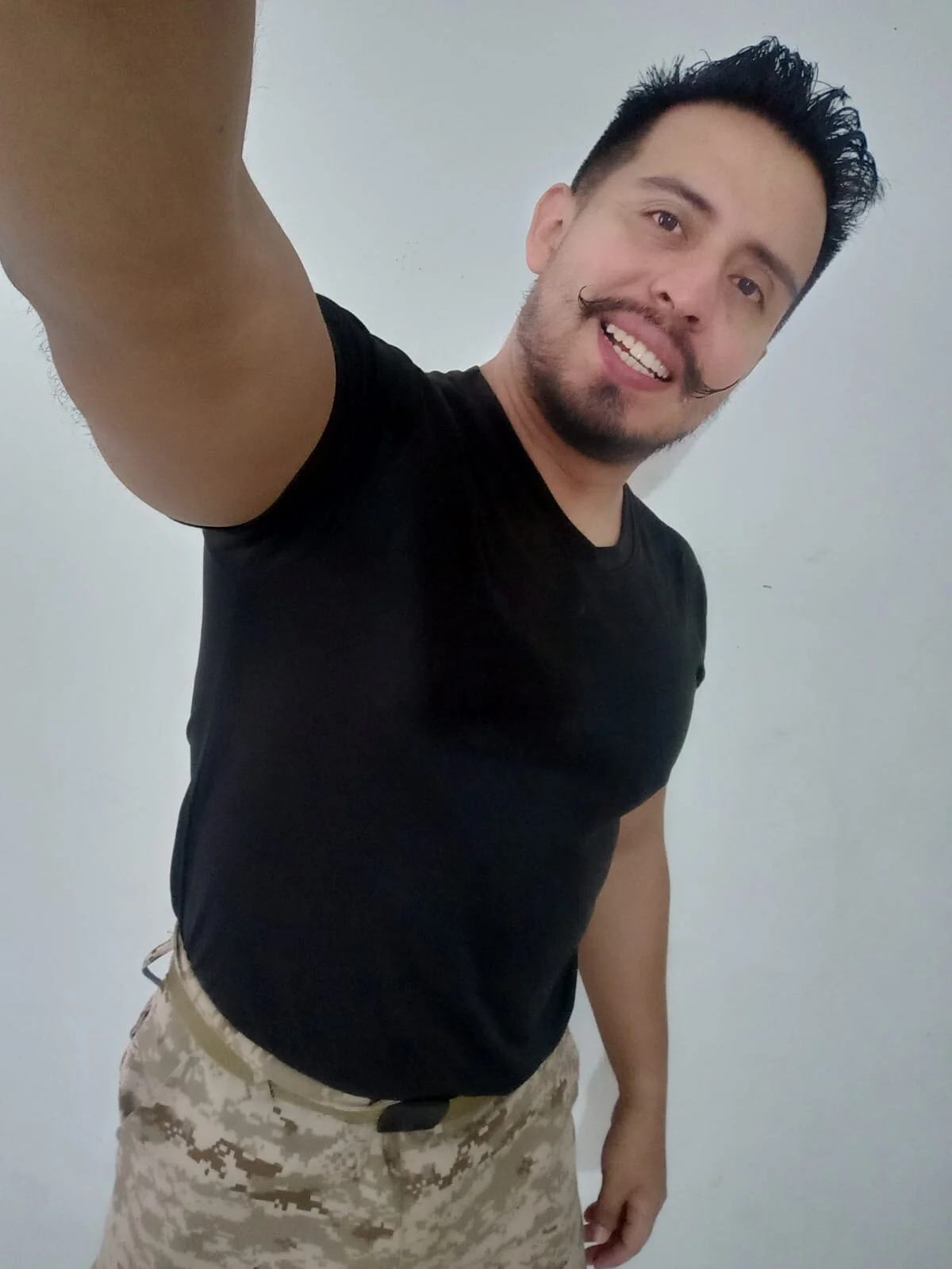 XXX Porn Photo of Nude KalethBigDick 2043