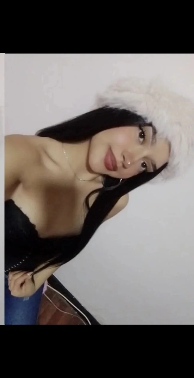 XXX Porn Photo of Nude lia_ec 1
