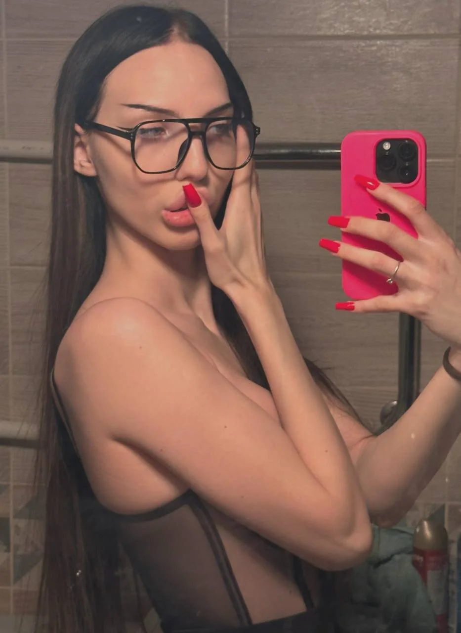 XXX Porn Photo of Nude olivia_soft 1