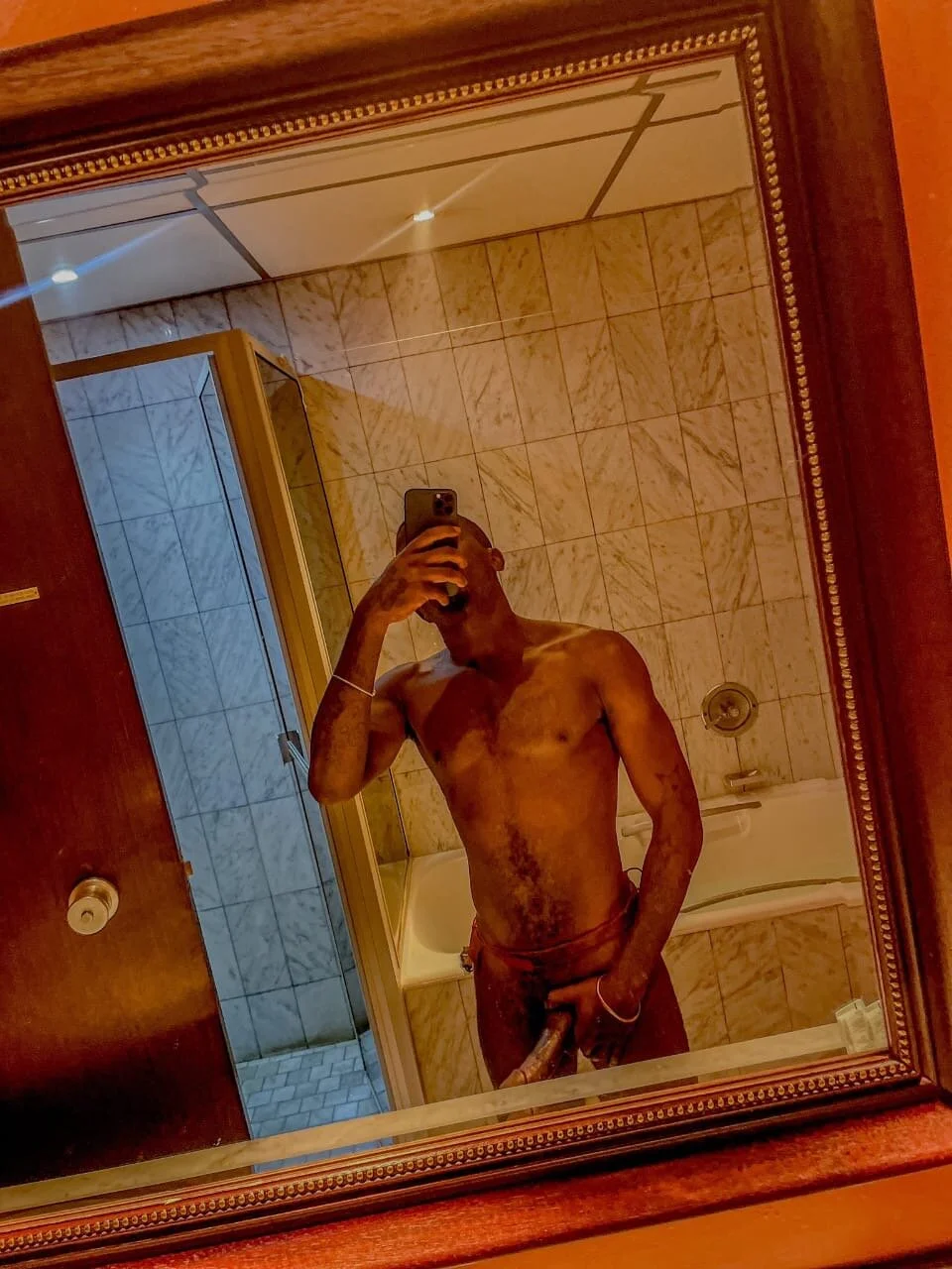 XXX Porn Photo of Nude alianttey_ 16