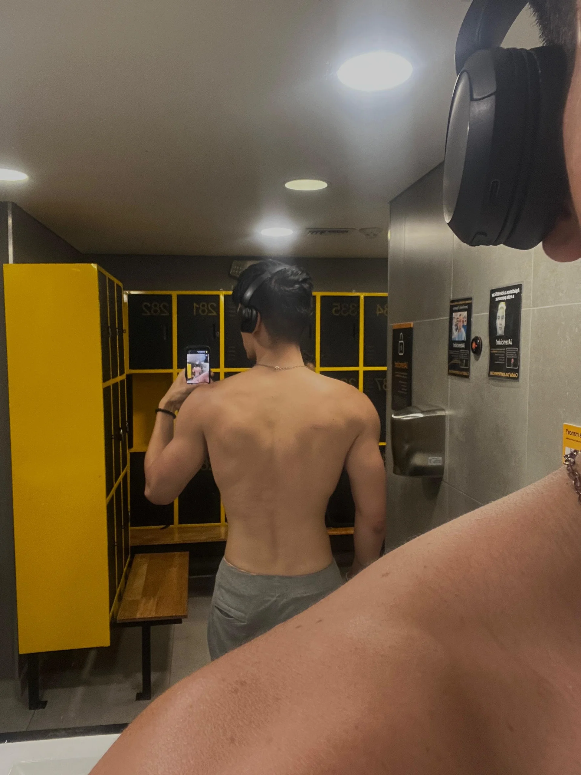 XXX Porn Photo of Nude bbbeachboy 18