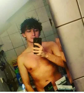 XXX Porn Photo of Nude WouldLovetoFuckYou666 1