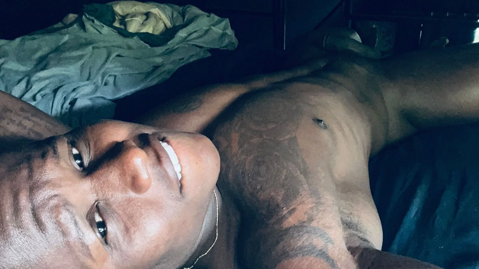 XXX Porn Photo of Nude Sam_clarck 13