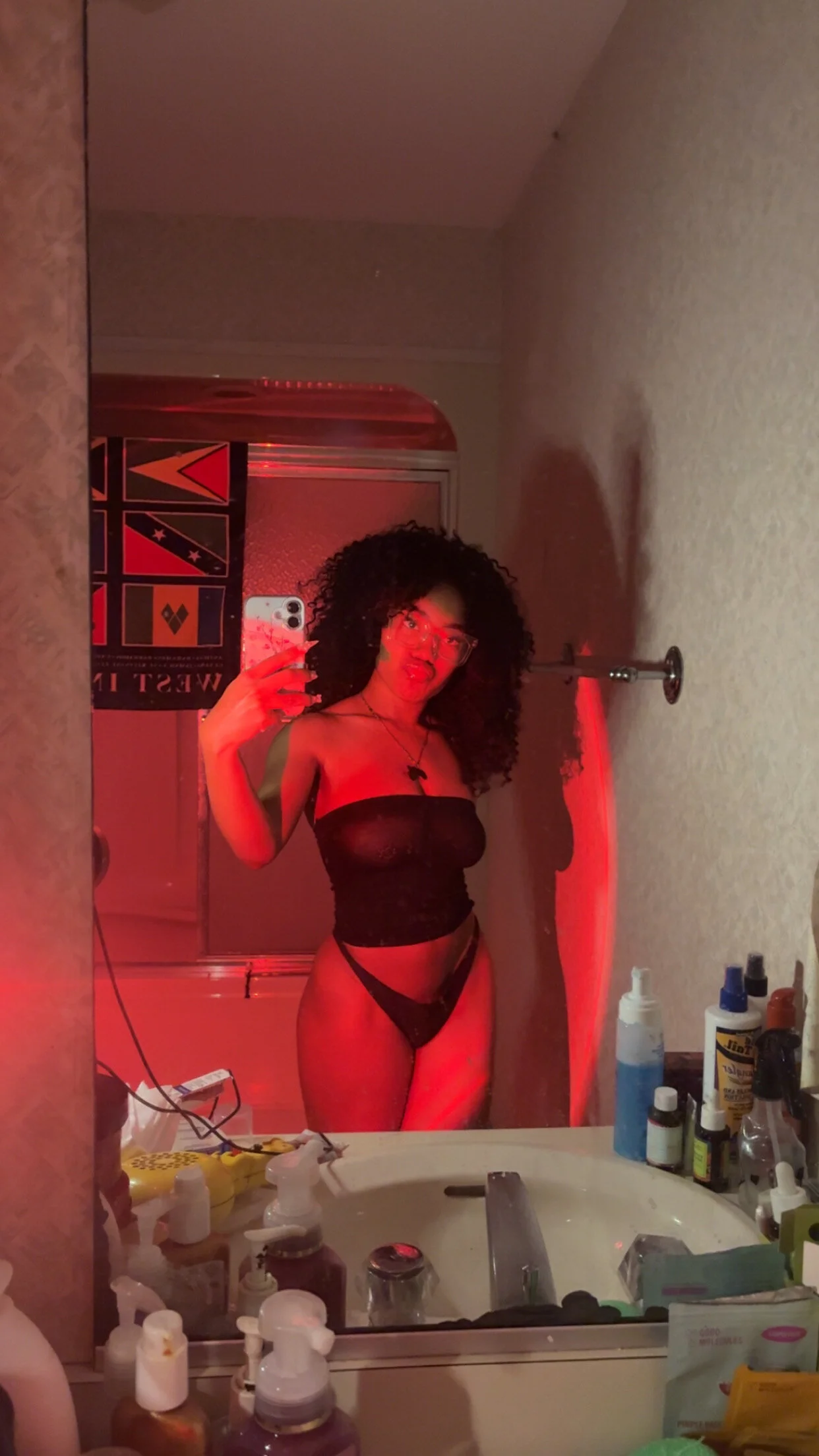 XXX Porn Photo of Nude lifeoftt_19xx 86