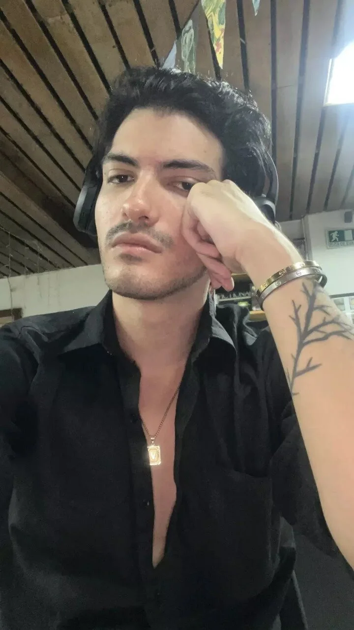 XXX Porn Photo of Nude bbbeachboy 58