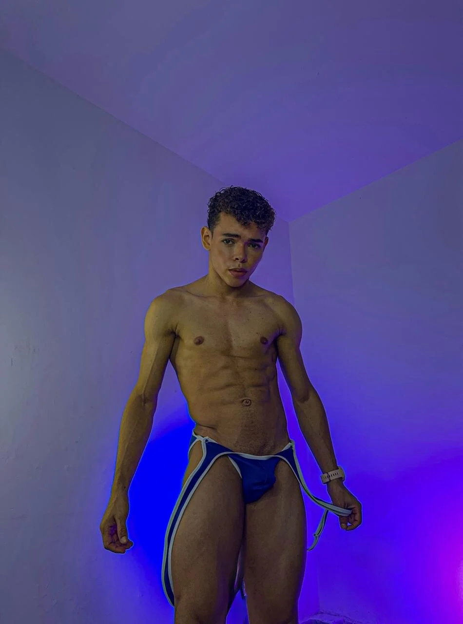 XXX Porn Photo of Nude Nijinsky_LatinBoy 227
