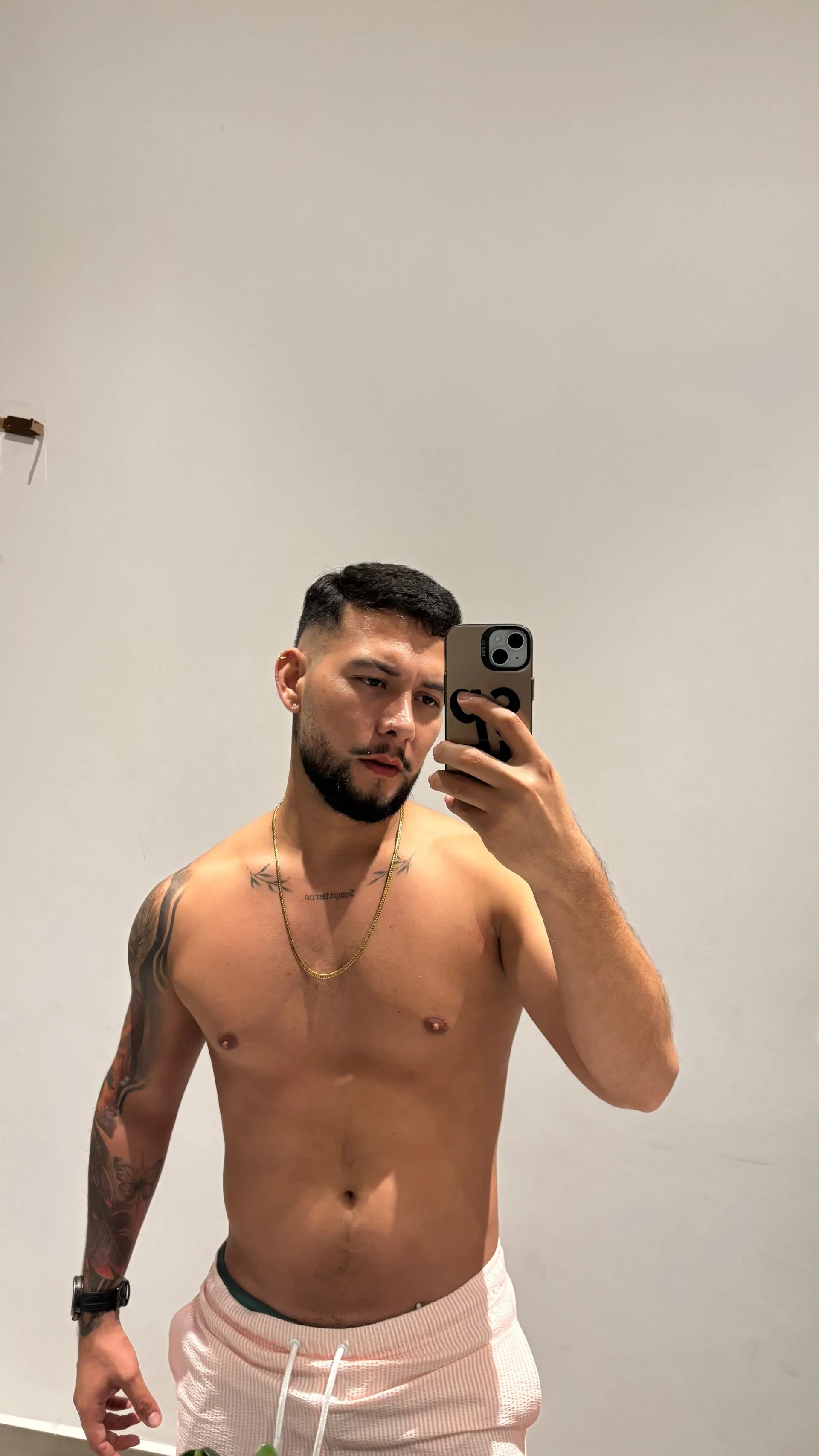 XXX Porn Photo of Nude noah_corvelle 1
