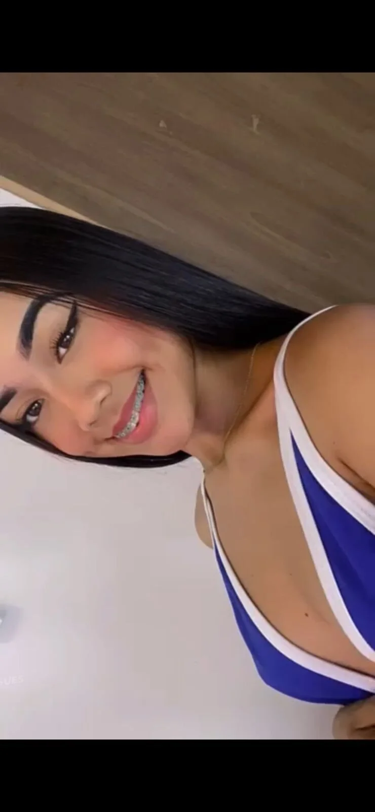 XXX Porn Photo of Nude giselle_anelise 5
